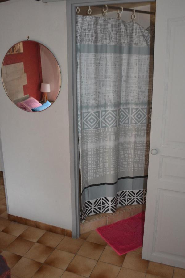 Bed and Breakfast Mas Les Cigales Roaix Zewnętrze zdjęcie